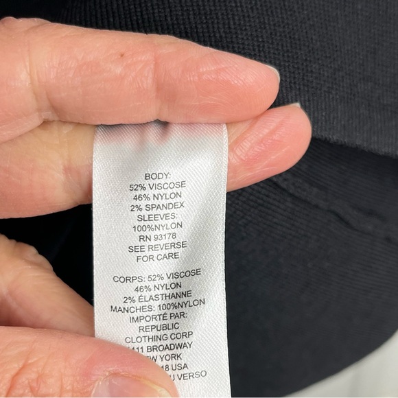 NWT House Of Harlow 1960 Black
Fitted Dress w/Sheer Sleeves Size XS - Picture 10 of 11